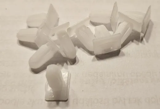 BMW Spony pro uchycení prahů, lišt 10 ks